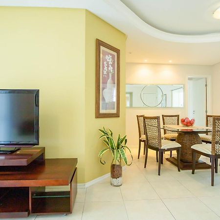 Amplo Apartamento De 3 Quartos No Centro De Balneario Camboriu N1859 Exterior photo
