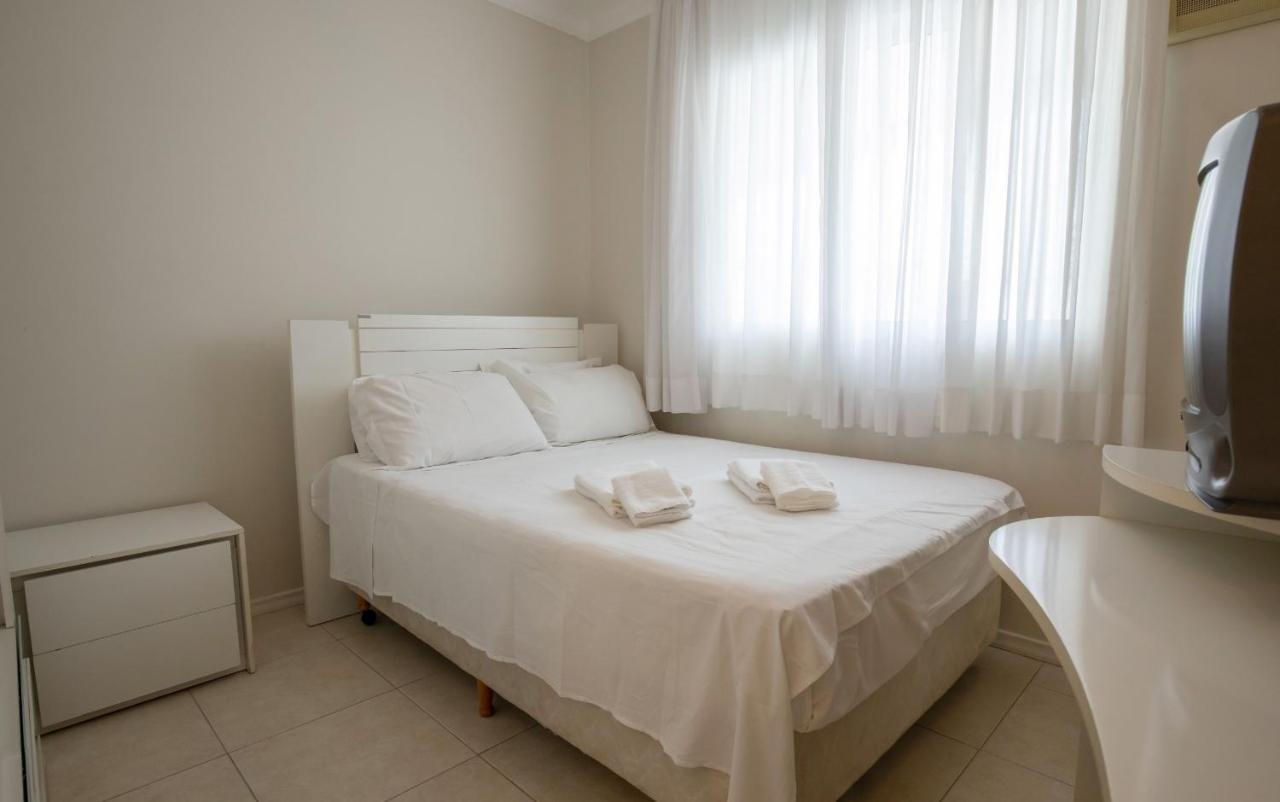 Amplo Apartamento De 3 Quartos No Centro De Balneario Camboriu N1859 Exterior photo
