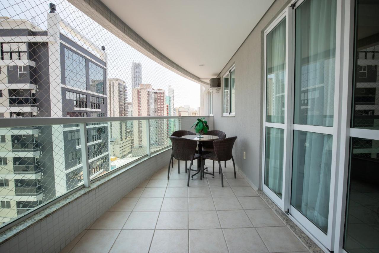 Amplo Apartamento De 3 Quartos No Centro De Balneario Camboriu N1859 Exterior photo