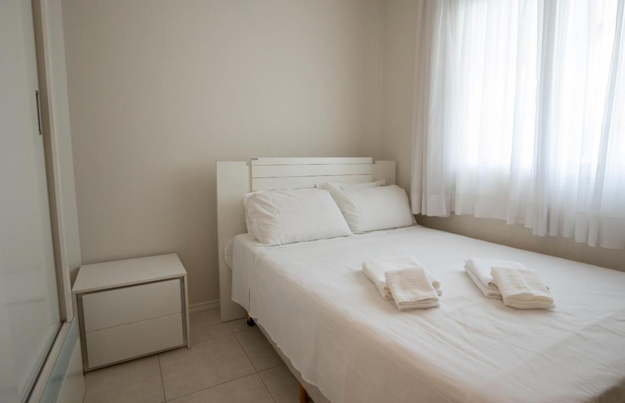 Amplo Apartamento De 3 Quartos No Centro De Balneario Camboriu N1859 Exterior photo